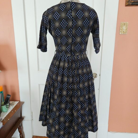 ASOS Retro Shirtwaist Abstract Dress S-2 - Picture 4 of 7